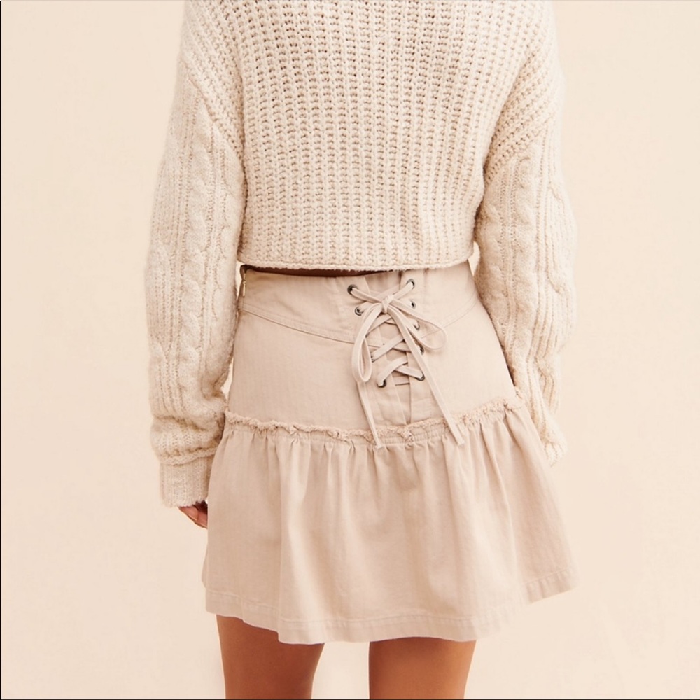 🌷Price Drop! Free People Skirt! Size 12